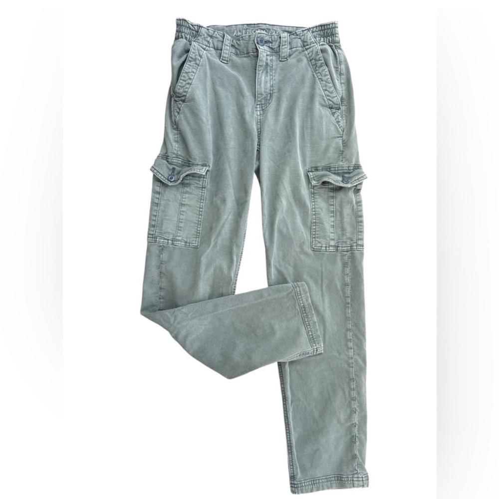 American eagle stretch cargo straight pants size 2 AE green